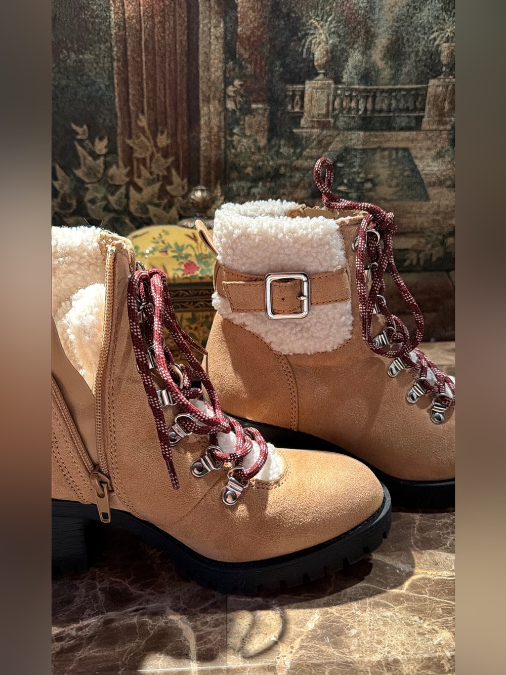 NWOT Madden Girl Size 7M Brown Lace-Up Ankle Boots Fur Trim Buckle No Box Fall